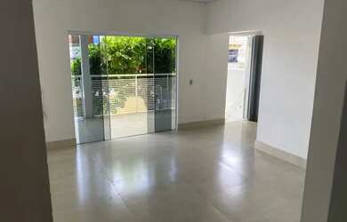 Imagem: A casa possui 3 Dormitórios, 1 Banheiro, 90m² de Área e