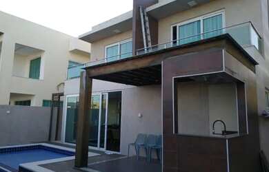 Imagem: A casa em condomínio possui 3 Dormitórios, 4 Banheiros, 4