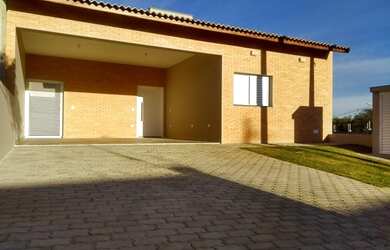 Imagem 1: Porto Feliz - SP - Casa em Condomínio Fechado 3 Quartos 1 Suíte