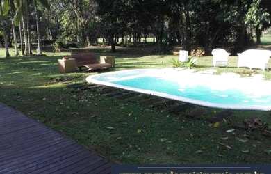 Imagem: A casa em condomínio possui 5 Dormitórios, 5 Banheiros, 4