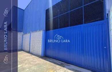 Imagem: O depósito possui 5 Vagas na garagem, 444m² de Área e está