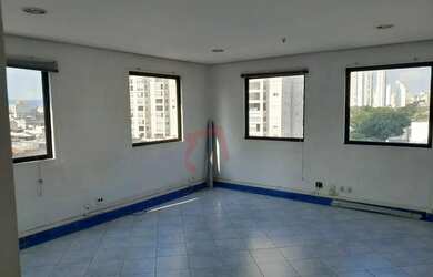 Imagem: O depósito possui 100m² de Área e está localizado em Lapa