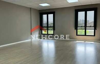 Imagem 9: Sala comercial em Avenida Queiroz Filho - Vila Hamburguesa - São Paulo/SP