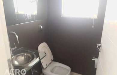 Imagem 7: Linda casa. Churrasqueira, Ar-condicionado, 200m² de Áreae4 Vagas na...