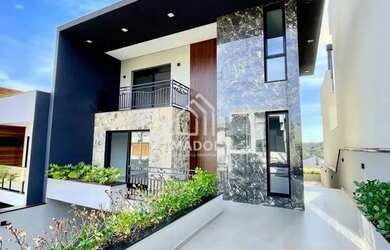 Imagem: A casa em condomínio possui 3 Dormitórios, 1 Banheiro, 4 Vagas