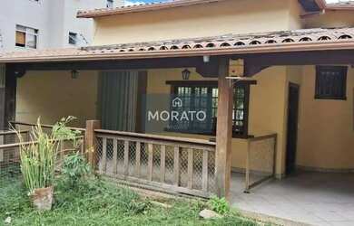 Imagem: A casa à venda possui 3 Dormitórios, 4 Banheiros, 4 Vagas