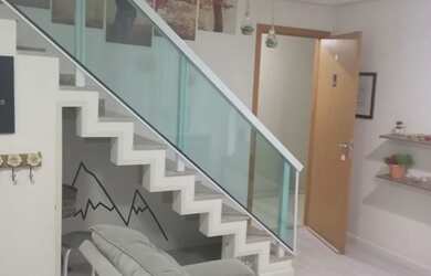 Imagem: O apartamento possui 1 Dormitório, 2 Banheiros, 1 Vaga na garagem