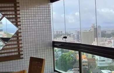 Imagem: O apartamento possui 1 Dormitório, 1 Banheiro, 1 Vaga na garagem