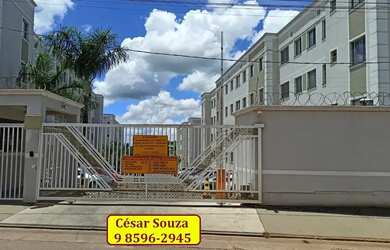 Imagem: O apartamento possui 2 Dormitórios, 1 Banheiro, 1 Vaga na garagem