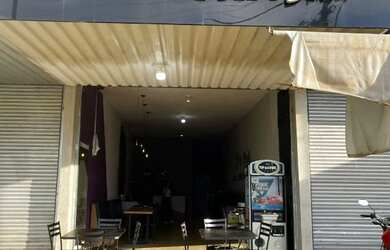 Imagem: O depósito e está localizado em Goianira, GO à venda por