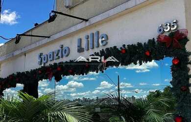 Imagem: O apartamento possui 2 Dormitórios, 1 Banheiro, 1 Vaga na garagem