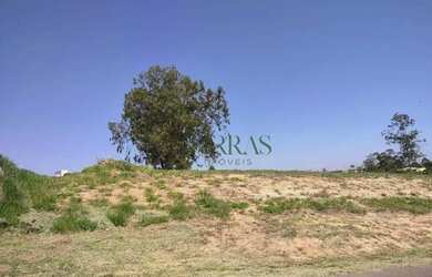 Imagem: O terreno possui 2342m² de Área e está localizado em Vila