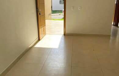 Imagem: A casa em condomínio possui 3 Dormitórios, 2 Banheiros, 2