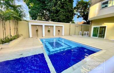 Imagem: O apartamento possui 4 Dormitórios, 5 Banheiros, 2 Vagas na