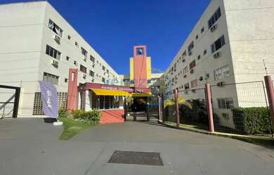 Imagem: O apartamento possui 1 Dormitório, 1 Banheiro, 1 Vaga na garagem