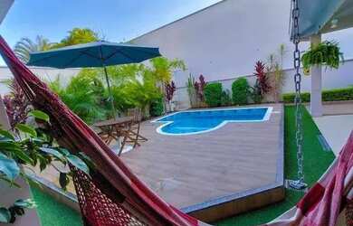 Imagem: A casa em condomínio possui 3 Dormitórios, 3 Banheiros, 2