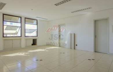 Imagem: O depósito possui 55m² de Área e está localizado em Santa