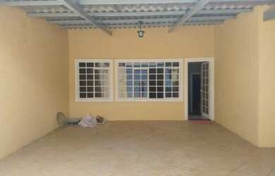 Imagem 1: Casa em Simões Filho. 100m² de Área, 3 Vagas na garageme3 Dormitórios