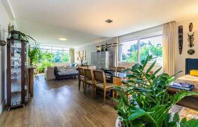 Imagem: O apartamento possui 3 Dormitórios, 3 Banheiros, 2 Vagas na