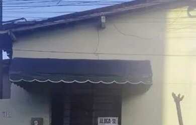 Imagem: A casa possui 1 Dormitório, 1 Banheiro e está localizado