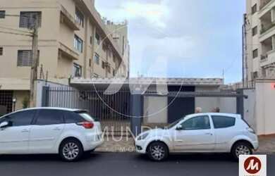 Imagem: A casa possui 3 Dormitórios, 2 Banheiros, 5 Vagas na garagem