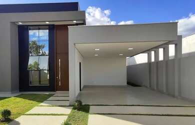 Imagem: A casa possui 2 Dormitórios, 2 Banheiros, 1 Vaga na garagem