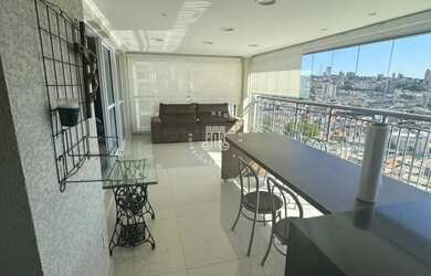 Imagem: O apartamento possui 4 Dormitórios, 5 Banheiros, 3 Vagas na