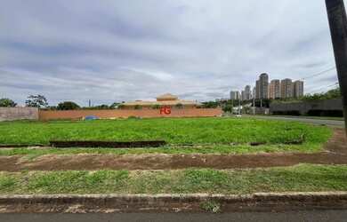 Imagem: O terreno possui 2.106m² de Área e está localizado em Jardim