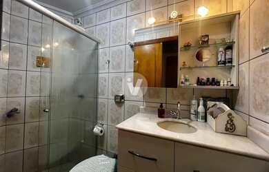 Imagem 6: Apartamento de 3 dormitórios com suíte, localizado no Bairro N. Sra....