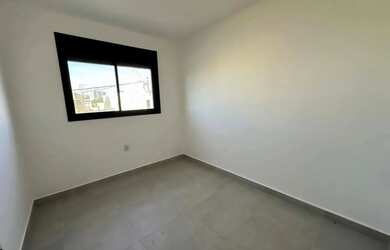 Imagem 15: Sobrado para venda tem 181 metros quadrados com 4 quartos