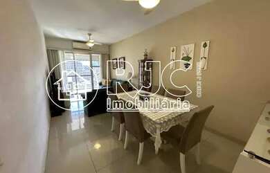 Imagem: O apartamento possui 3 Dormitórios, 3 Banheiros, 2 Vagas na