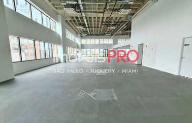 Imagem: Cobertura corporativo AAA com mezanino Locação Triple A