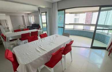 Imagem: O apartamento possui 3 Dormitórios, 3 Banheiros, 2 Vagas na