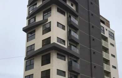 Imagem: O apartamento possui 1 Dormitório, 1 Banheiro, 1 Vaga na garagem