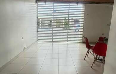 Imagem 3: RESOLVE CONSULTORIA IMOBILIÁRIA VENDE CASA NO CONJUNTO MEDICI