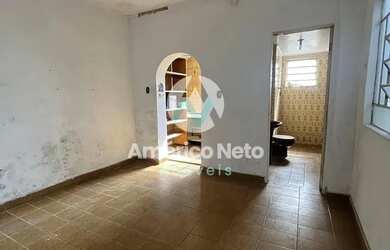 Imagem: A casa possui 2 Dormitórios, 1 Banheiro, 68m² de Área e