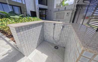 Imagem 2: Apto de alto padrão, localizado de frente para o mar