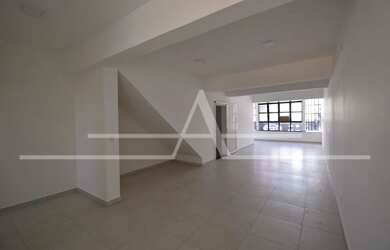 Imagem: O depósito possui 80m² de Área e está localizado em Centro