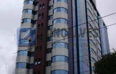 Imagem: O depósito possui 5 Vagas na garagem, 500m² de Área e está