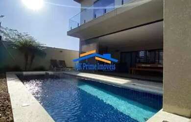 Imagem: A casa em condomínio possui 5 Dormitórios, 5 Banheiros, 5