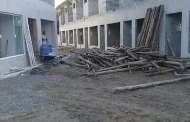 Imagem 4: Sobrados novos no Massaguaçu