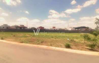 Imagem: O terreno possui 391m² de Área e está localizado em Betel