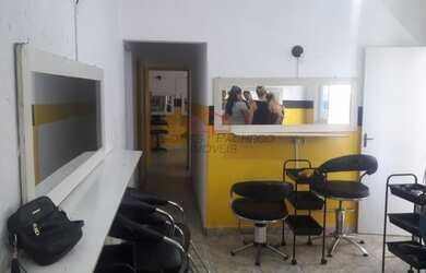 Imagem: O depósito possui 56m² de Área e está localizado em Centro