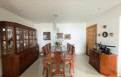 Imagem 2: Apartamento Semi Novo 3 suites p/ venda no Forte em Praia Grande