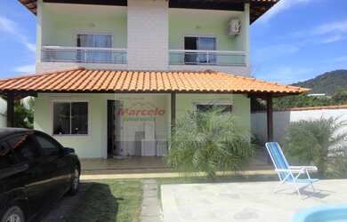 Imagem: A casa em condomínio possui 3 Dormitórios, 3 Banheiros, 2