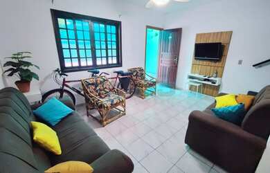 Imagem: A casa em condomínio possui 2 Dormitórios, 3 Banheiros, 2