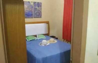 Imagem: A casa possui 2 Dormitórios, 1 Banheiro, 1 Vaga na garagem