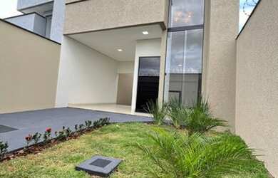 Imagem 2: Linda casa 3/4 sendo 1 suíte no Jardim Itaipú em Goiânia