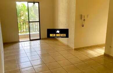 Imagem: O apartamento possui 3 Dormitórios, 1 Banheiro, 2 Vagas na