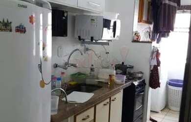 Imagem: O apartamento possui 2 Dormitórios, 1 Banheiro, 1 Vaga na garagem